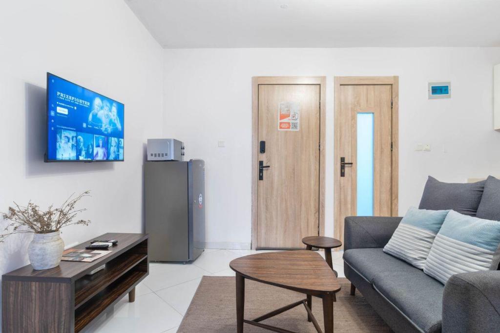 2 Bedroom Apartment